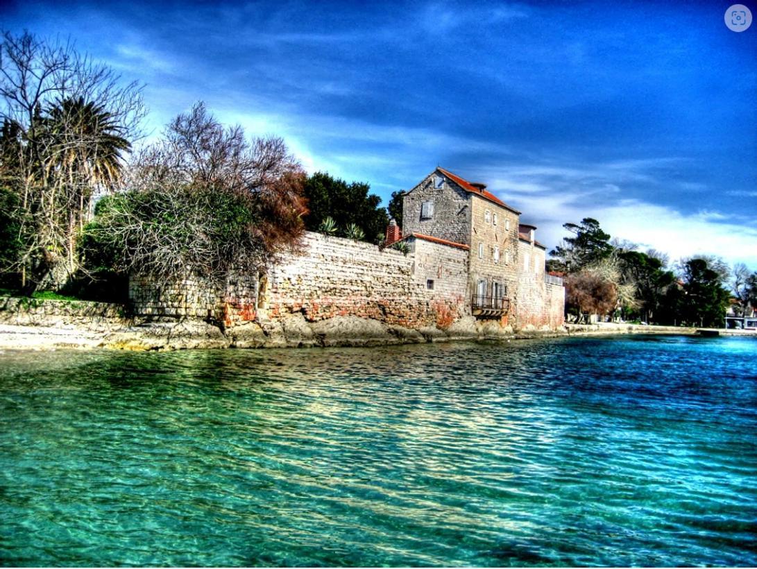 Villa Aspalathos Kaštela Екстериор снимка